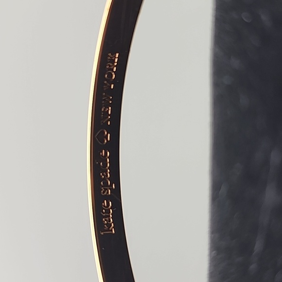 Kate Spade 8 Inch Elegant Gold Tone Women's Bracelet "Stop And Smell The Roses" - Picture 4 of 5